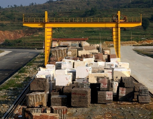 Grúa de pórtico doble motorizada de la viga que viaja 40 toneladas 50 toneladas