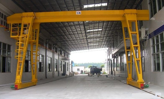 10 toneladas emito el pórtico de elevación Crane Used For Lifting Aluminum