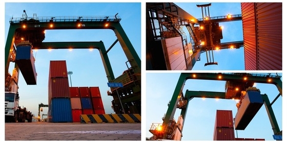 Grúa de Crane Automated Stacking Container Unloading del envase del puerto del carril de QU70 QU80