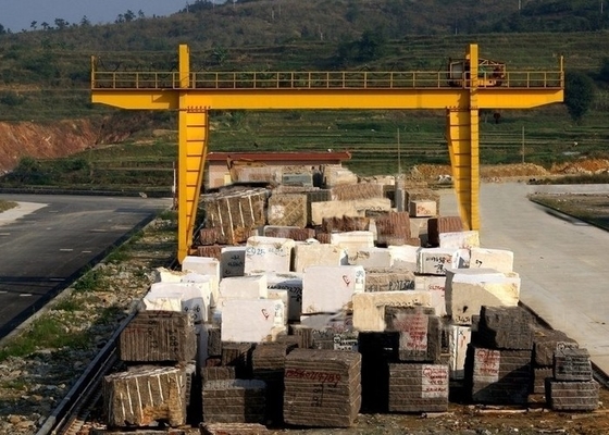 Grúa de pórtico de la viga del doble 25T-300T