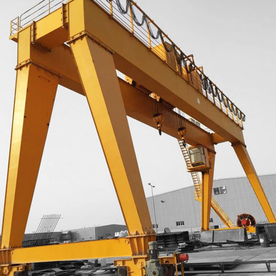 Grúa de pórtico doble del alzamiento de la viga del estruendo del mercado de cambios sola 5 Ton To 100 toneladas
