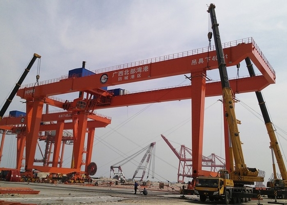 40' 20' resistentes envase Crane Prevent Swinging And Twisting del puerto