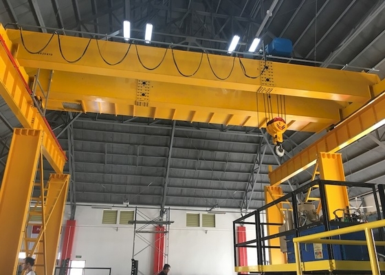 Viga Crane Cabin Control de arriba 10 Ton Eot Crane del doble del ODM IP55 IP65 del OEM