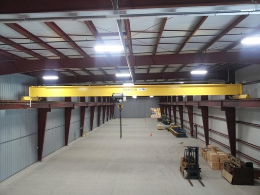 gastos indirectos eléctricos Crane Warehouse que viaja 5 Ton Single Girder Crane del palmo de 3M-16.5m