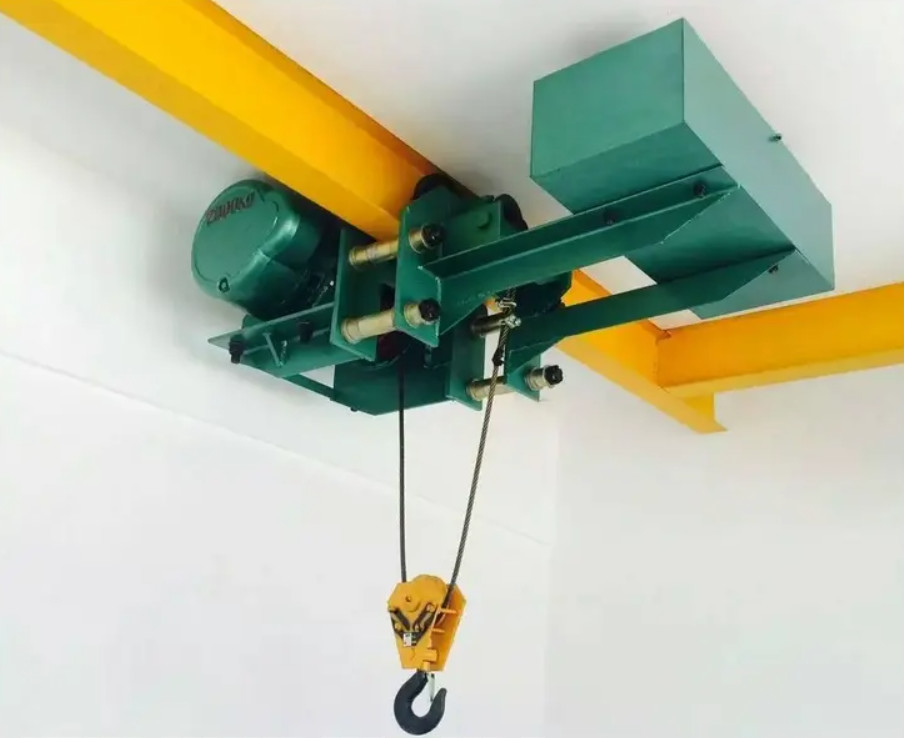 Polipastos eléctricos de espacio libre bajo de 10 toneladas fijos en el tipo en caja Eot Crane usando