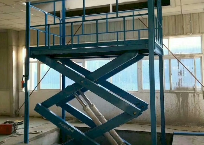 El embarcadero de la plataforma 2000*2000m m de la elevación hidráulica de la carga pesada AC380V Scissor la elevación